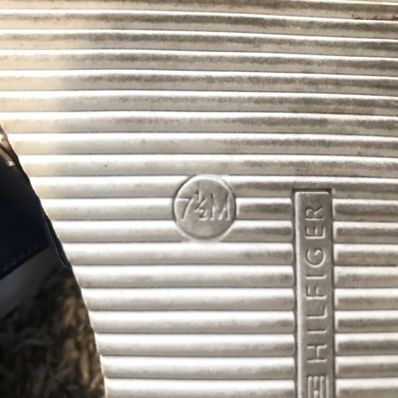 Tommy Hilfiger Slip Ons - Picture 7 of 8